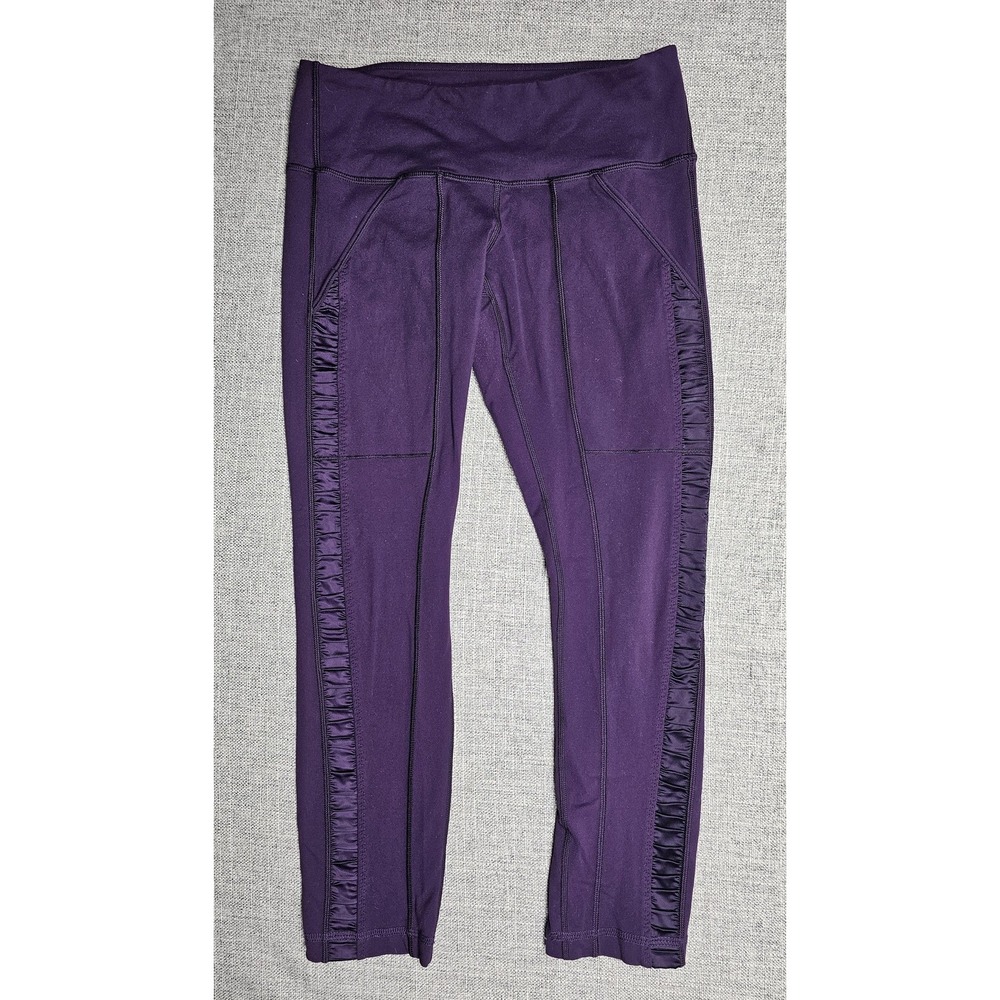 Lululemon Leggings‎ Womens 6 Purple Cropped Ruffle Side Groove Yoga Athletic Gym